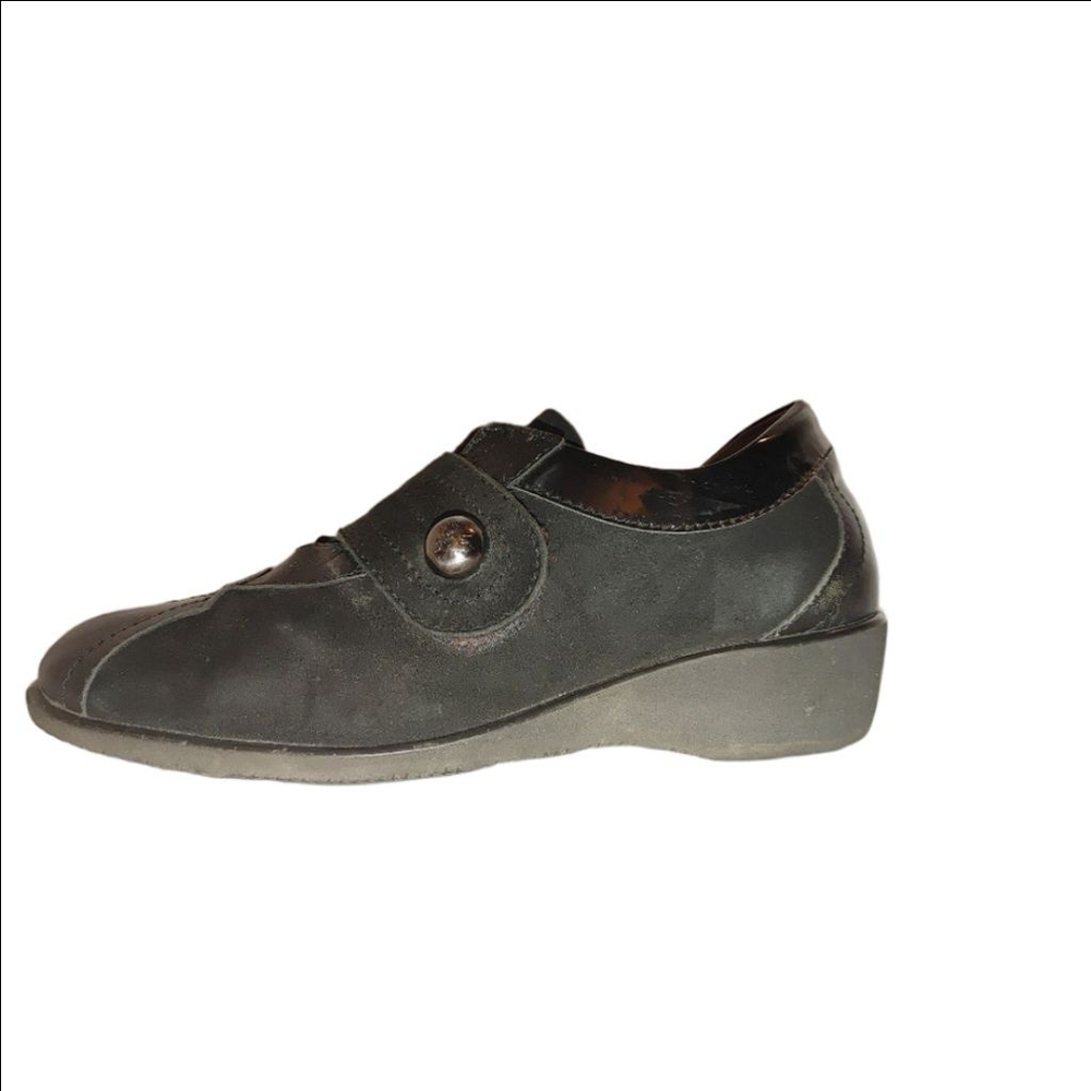 Majora Sneakers Size 38